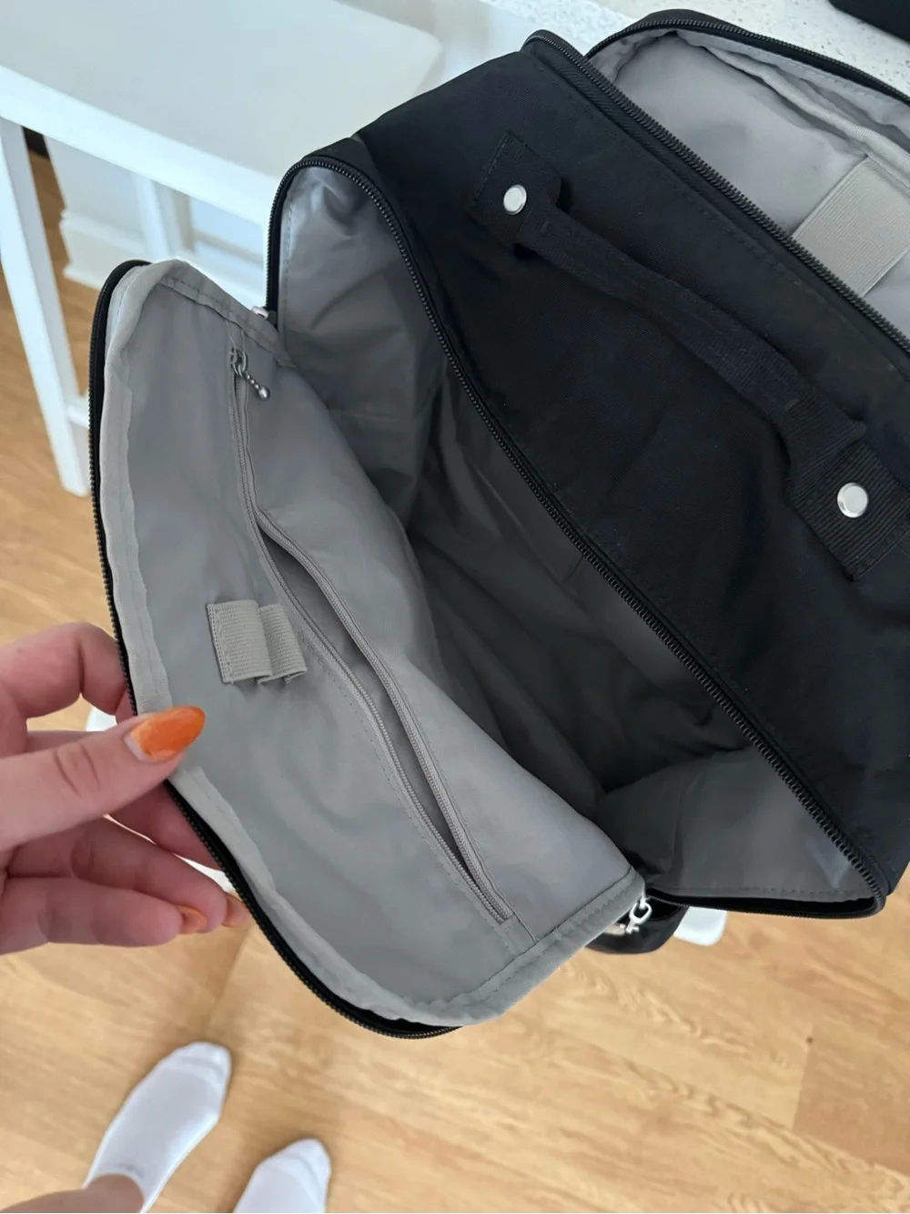 Baggallini Black Compact Travel Backpack with Multiple Pockets